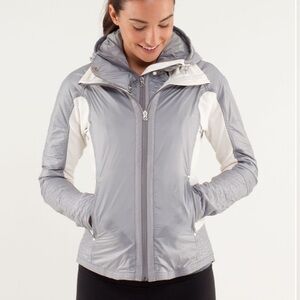 Lululemon Run: Bundle Up Jacket Polar Cream / Silver Slate Size 8